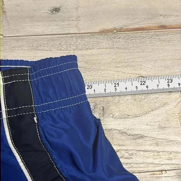 MENS‎ SPEEDO SWIM TRUNKS. XL - Picture 3 of 8